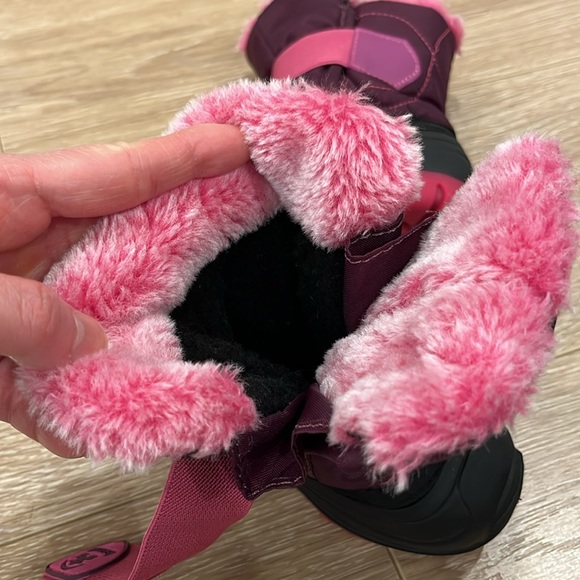 KAMIK Waterproof Pink Toddler Boots - size: 5 - Picture 8 of 9